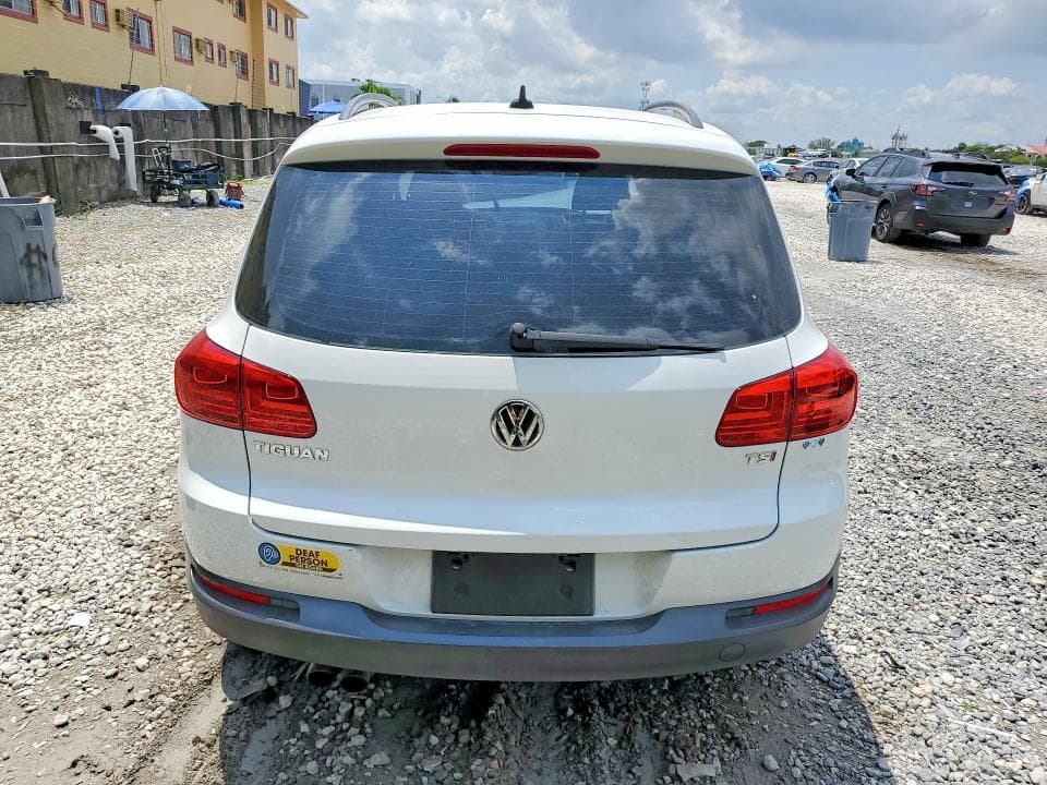 2017 VOLKSWAGEN TIGUAN S 6