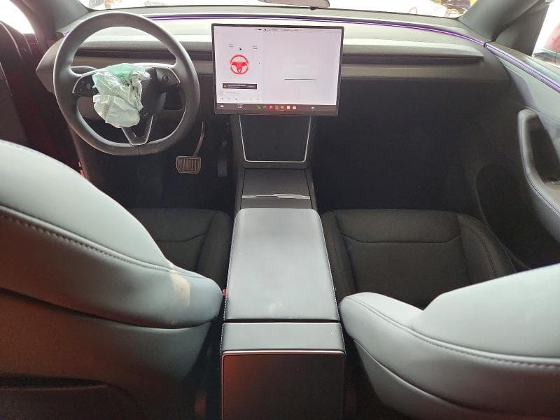 2026 TESLA MODEL Y 8