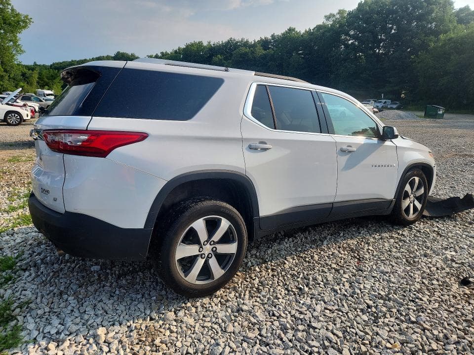 2018 CHEVROLET TRAVERSE LT 3