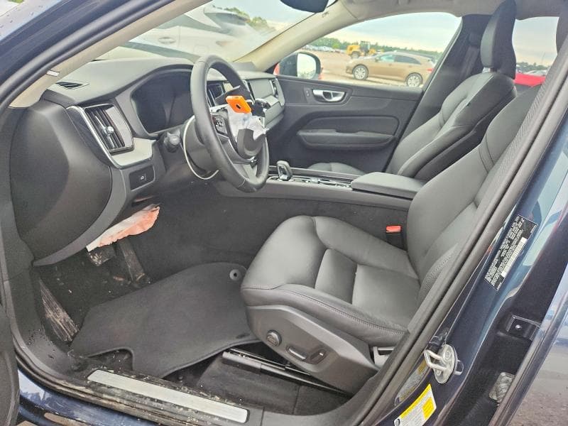 2025 VOLVO XC60 PLUS 7