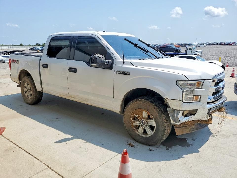 2017 FORD F150 SUPERCREW 4