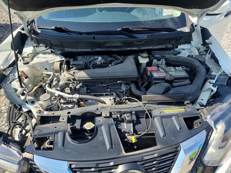 2019 NISSAN ROGUE S 11