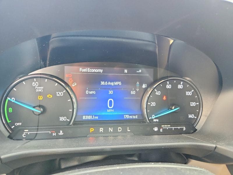 2021 FORD ESCAPE SE 9