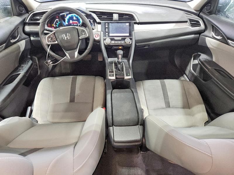 2017 HONDA CIVIC EX 8