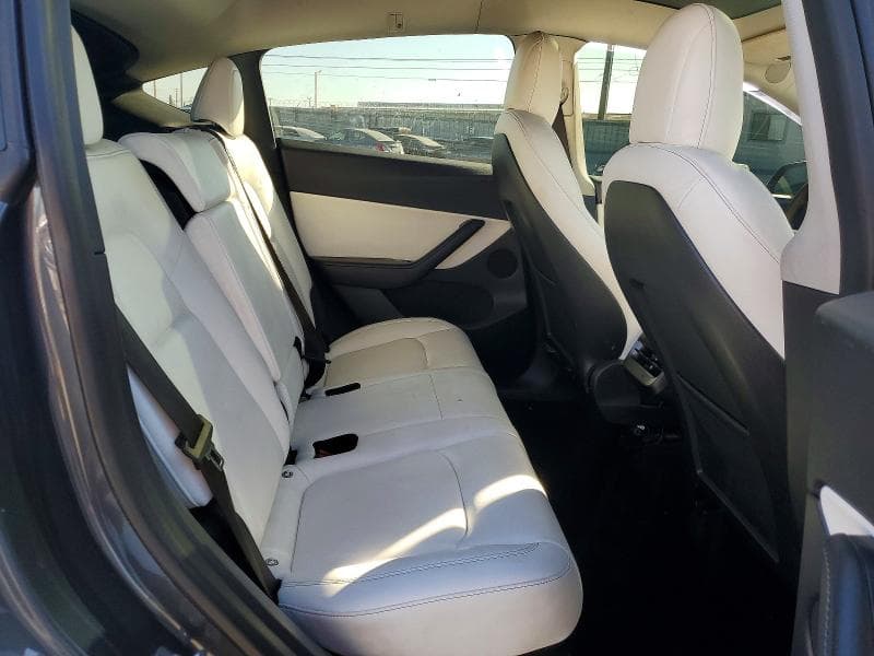 2022 TESLA MODEL Y 10