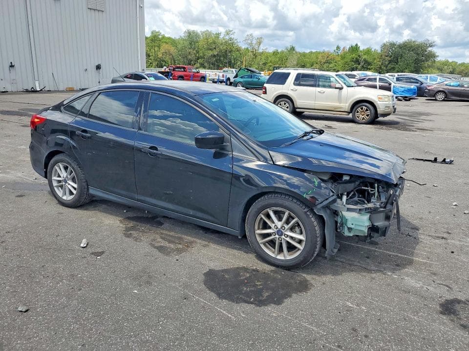 2018 FORD FOCUS SE 4