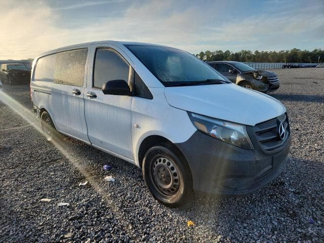2017 MERCEDES-BENZ METRIS 4