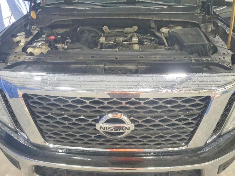 2017 NISSAN TITAN S 11