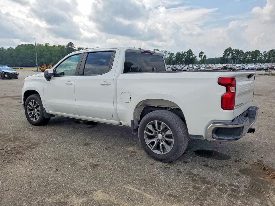 2022 CHEVROLET SILVERADO C1500 LT 2