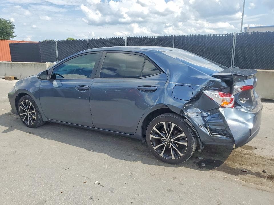 2017 TOYOTA COROLLA SE 2