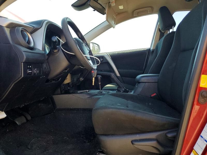 2018 TOYOTA RAV4 LE 7