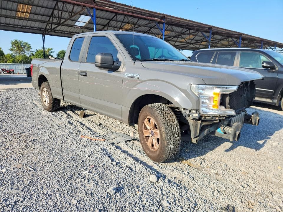 2018 FORD F150 SUPER CAB 4
