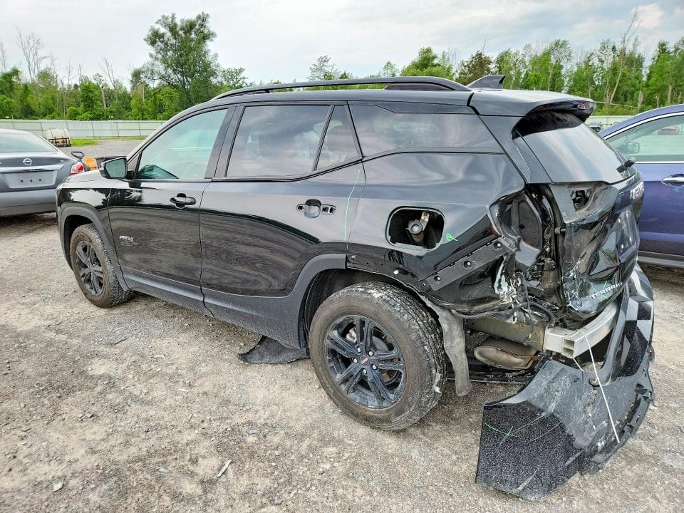 2023 GMC TERRAIN AT4 2