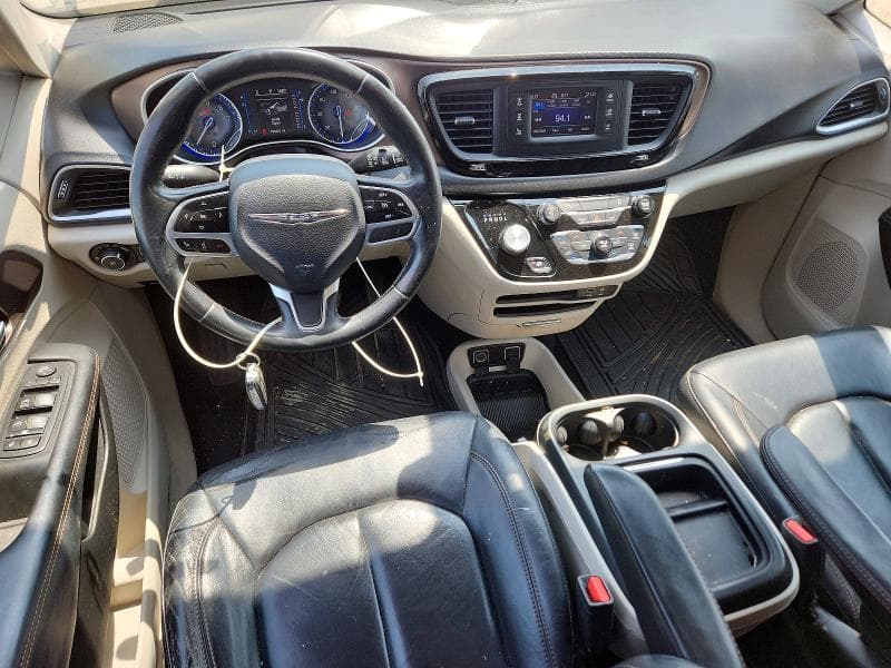2017 CHRYSLER PACIFICA TOURING L 8