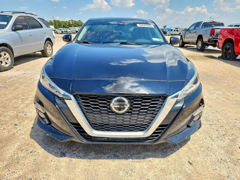 2019 NISSAN ALTIMA SL 5