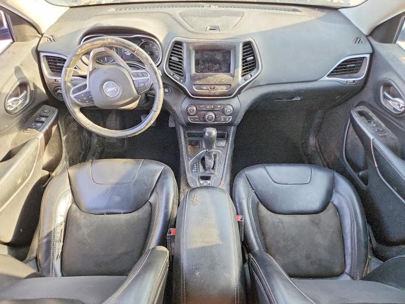 2019 JEEP CHEROKEE LATITUDE PLUS 8