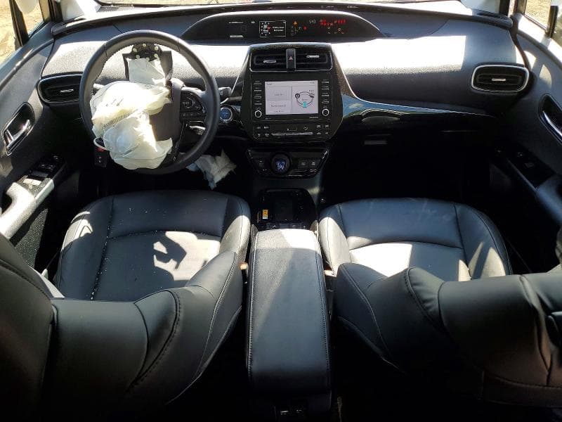 2022 TOYOTA PRIUS XLE AWD-E 8