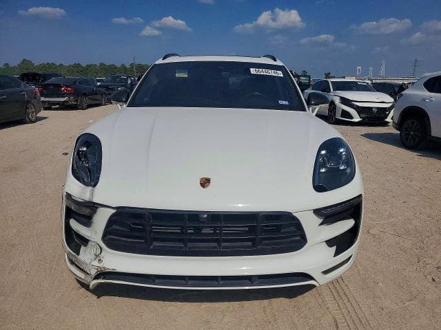 2017 PORSCHE MACAN GTS 5