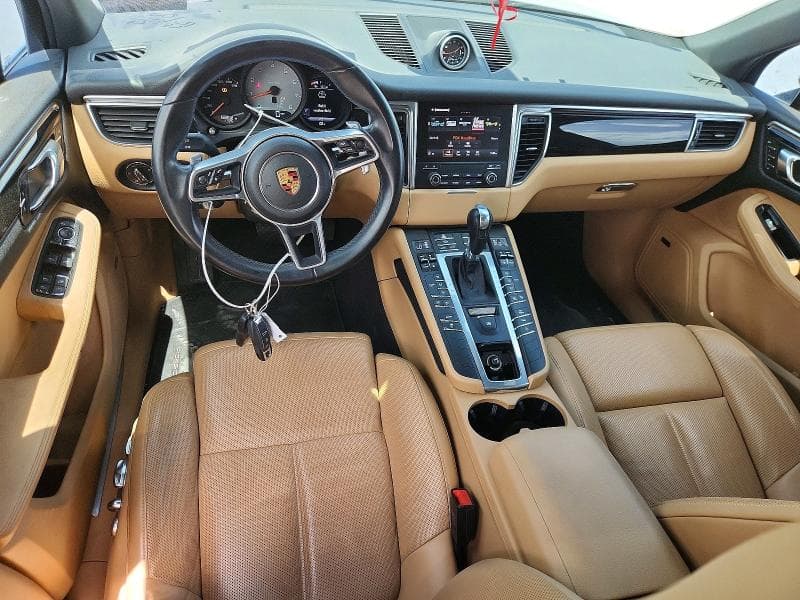 2018 PORSCHE MACAN S 8