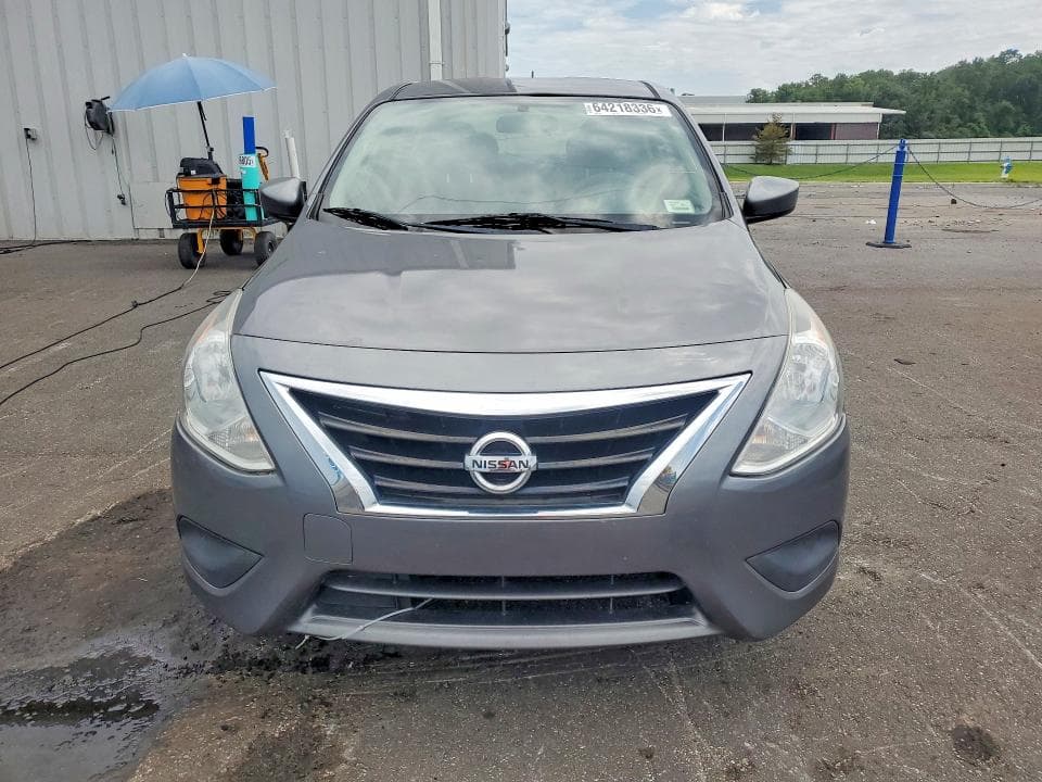 2017 NISSAN VERSA 1.6 SV 5