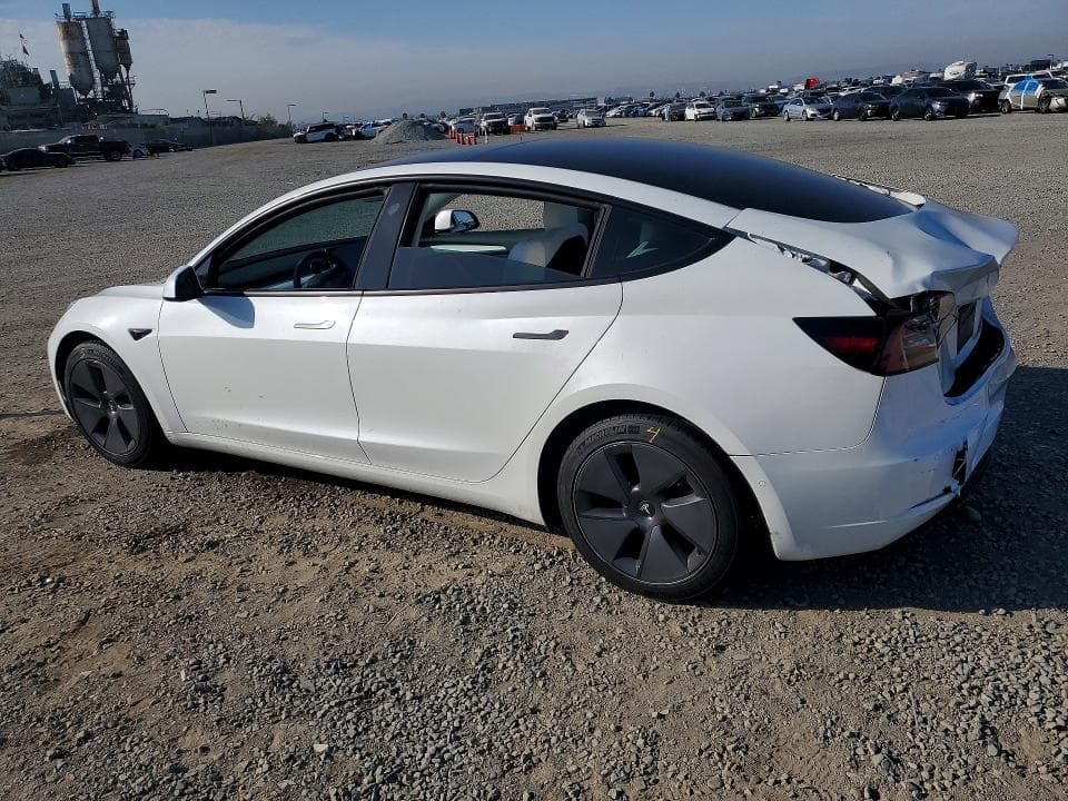 2022 TESLA MODEL 3 2
