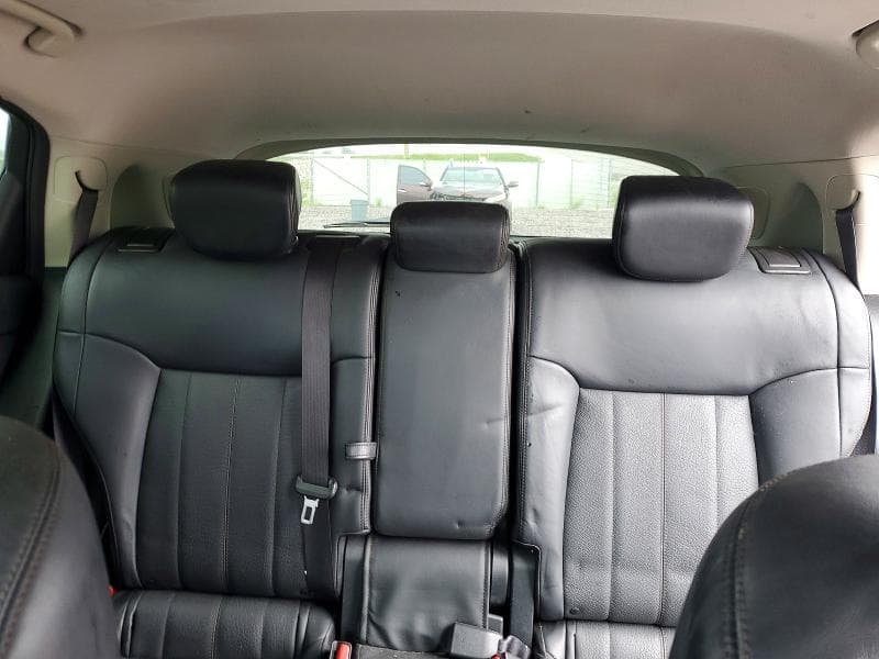 2017 INFINITI QX70 BASE 10