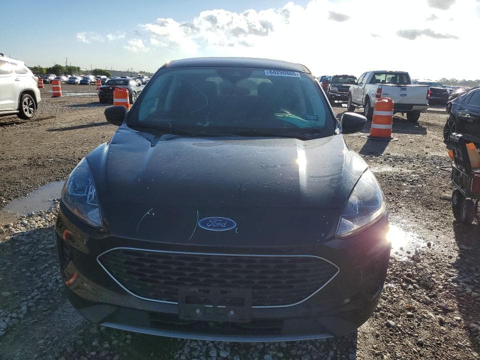 2022 FORD ESCAPE SE 5