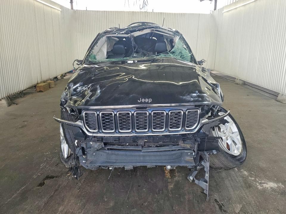 2024 JEEP GRAND CHEROKEE LIMITED 5
