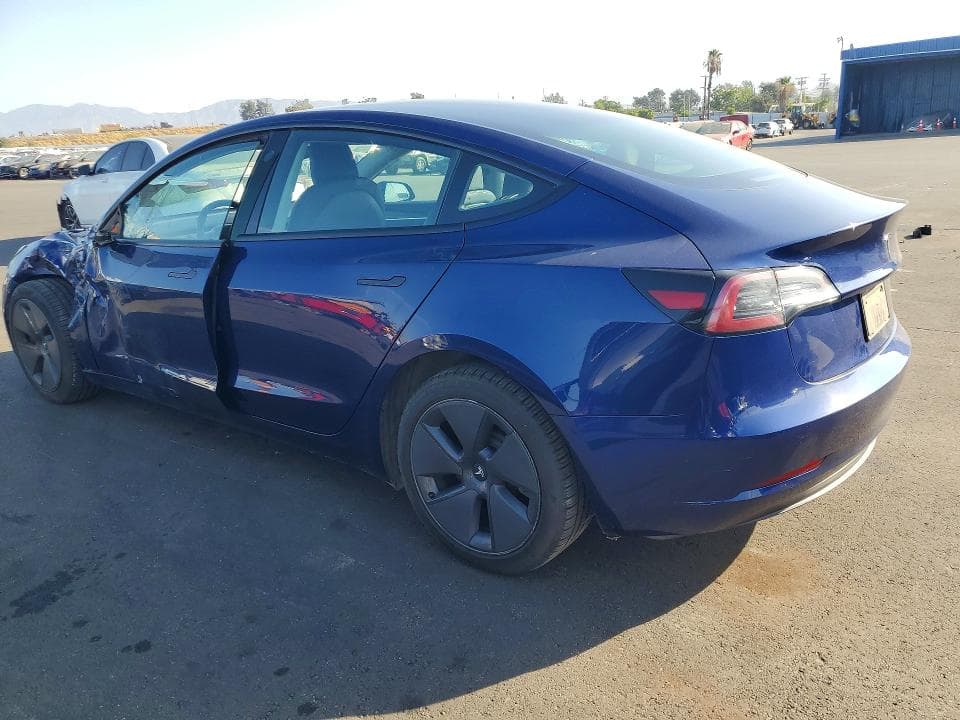 2023 TESLA MODEL 3 2