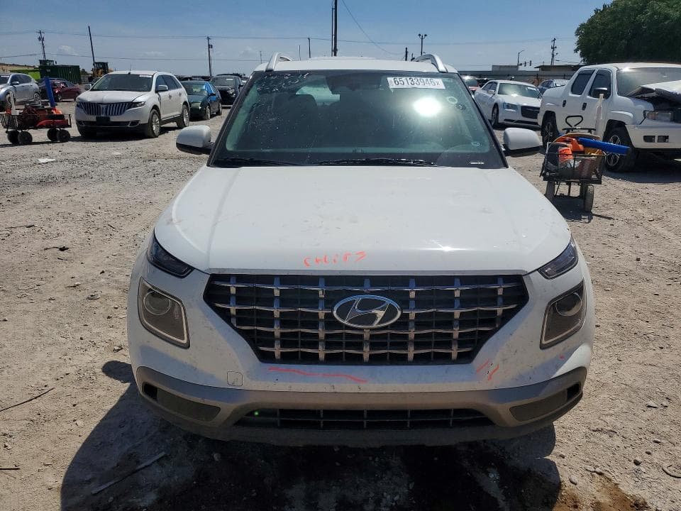 2024 HYUNDAI VENUE SEL 5