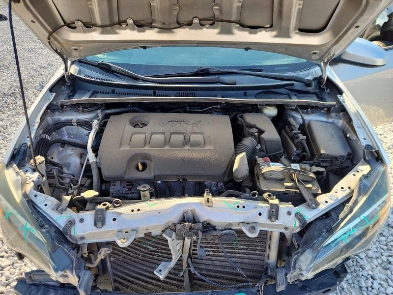 2017 TOYOTA COROLLA LE 11