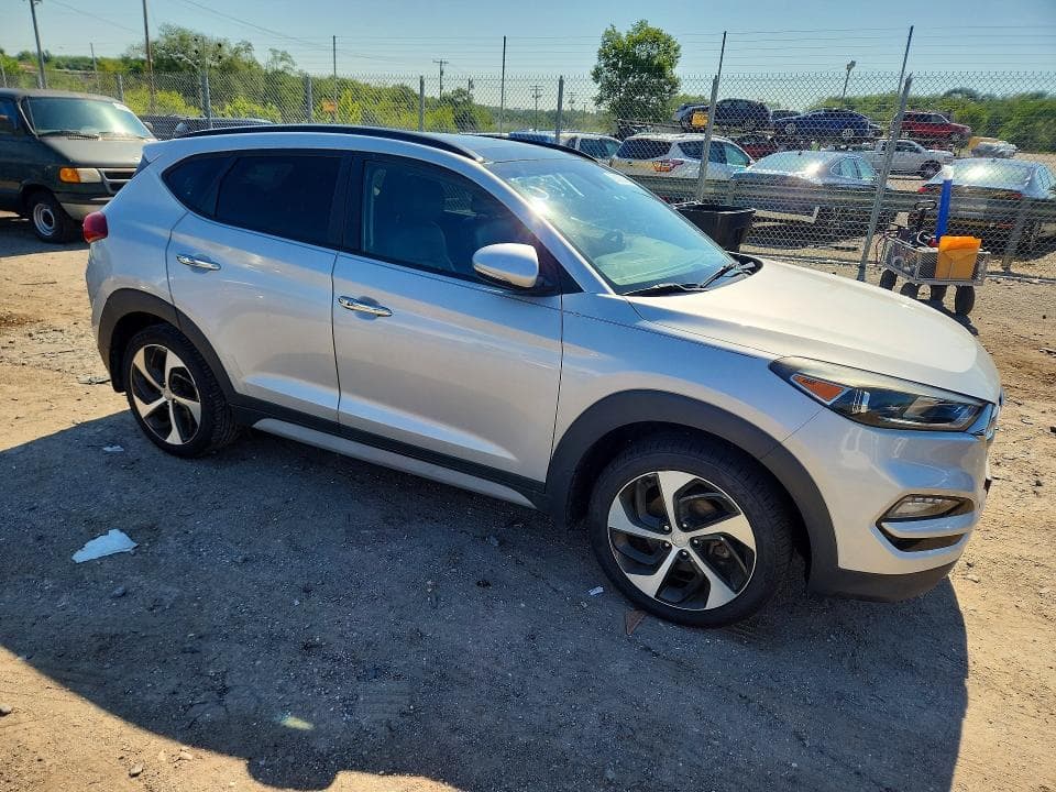 2018 HYUNDAI TUCSON LIMITED 4