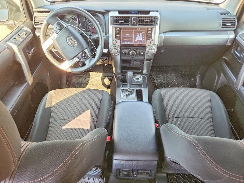 2021 TOYOTA 4RUNNER SR5 8
