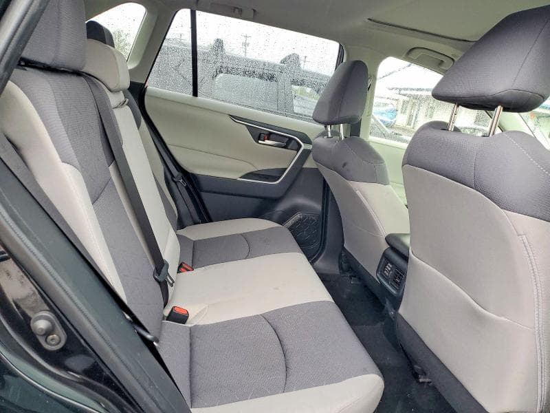 2024 TOYOTA RAV4 HYBRID XLE 11