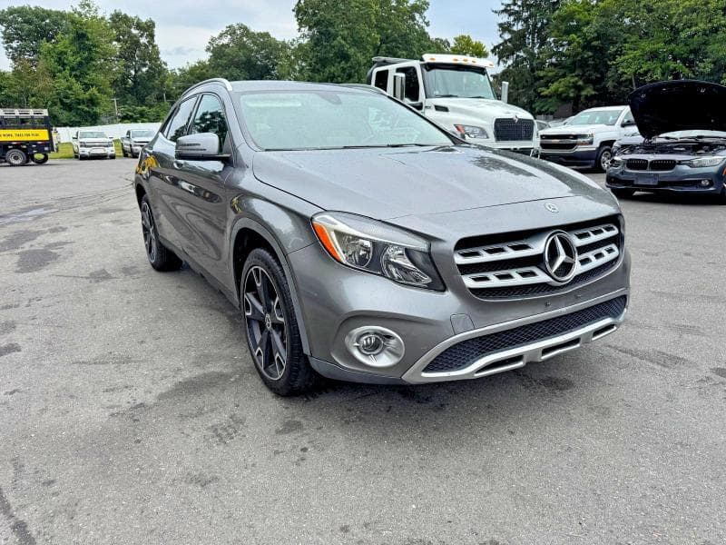 2018 MERCEDES-BENZ GLA 250 4