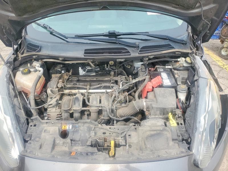 2017 FORD FIESTA SE 11