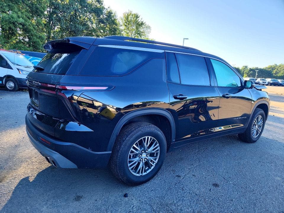 2025 CHEVROLET TRAVERSE LT 3