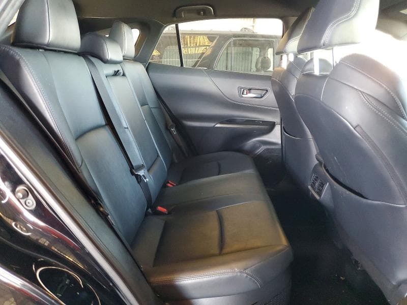 2022 TOYOTA VENZA XLE 11