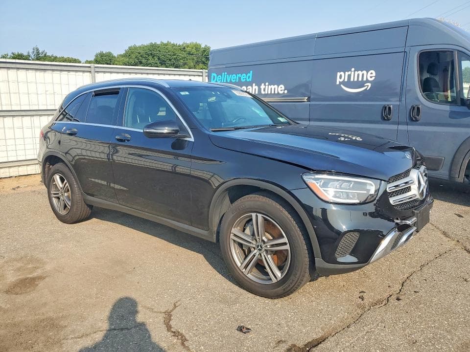 2020 MERCEDES-BENZ GLC 300 4MATIC 4