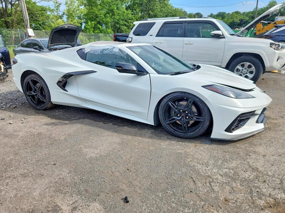 2024 CHEVROLET CORVETTE STINGRAY 2LT 4