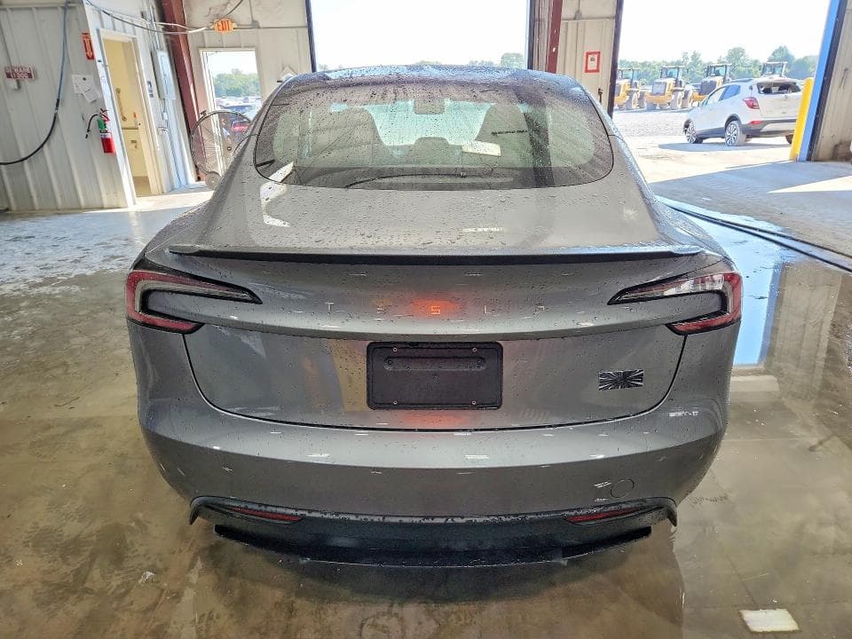 2024 TESLA MODEL 3 6