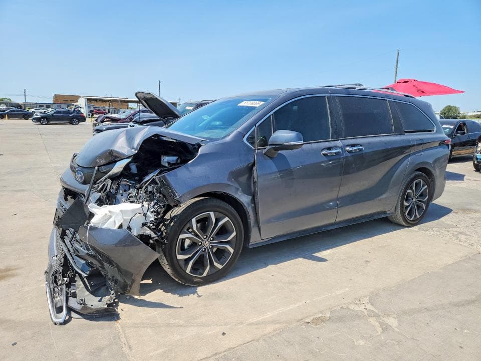2025 TOYOTA SIENNA PLATINUM 7-PASSENGER - 1