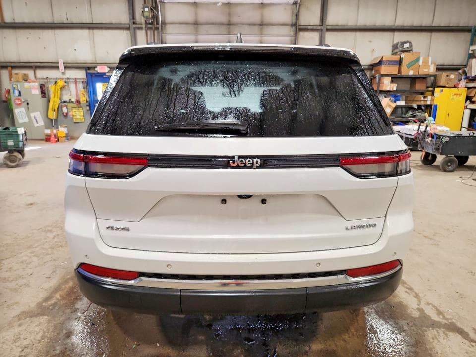 2023 JEEP GRAND CHEROKEE LAREDO 6