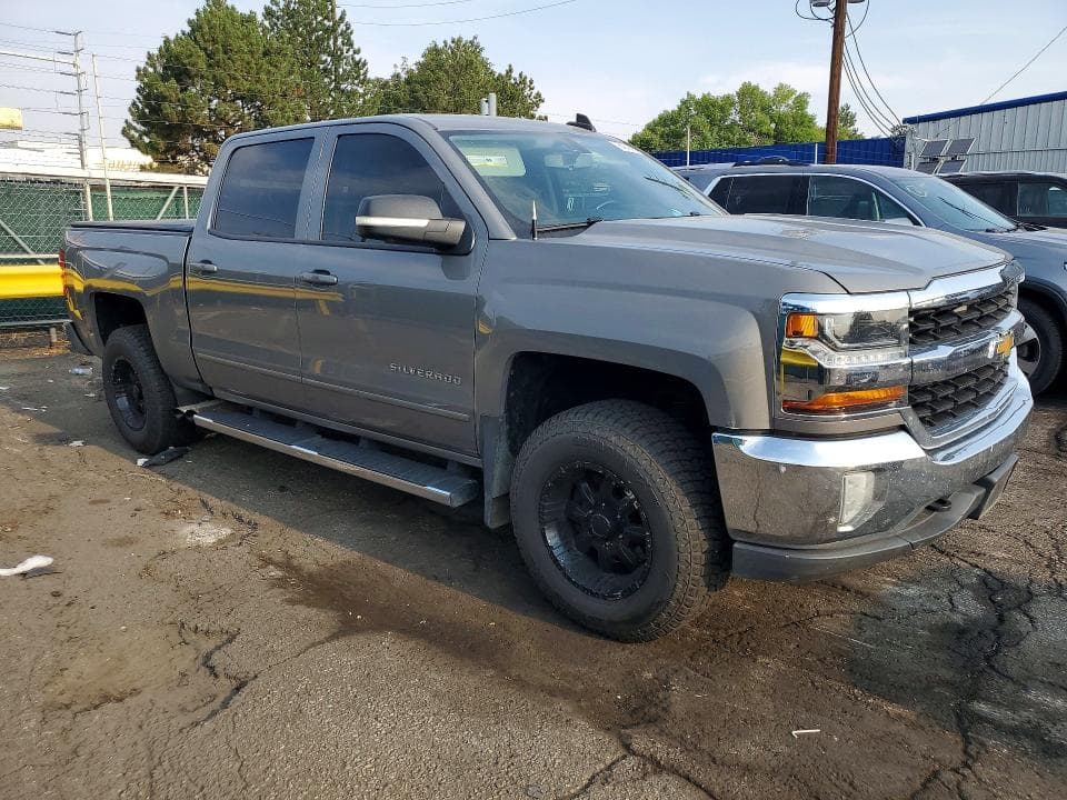 2017 CHEVROLET SILVERADO K1500 LT 4
