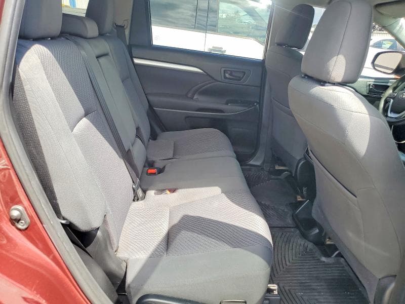 2019 TOYOTA HIGHLANDER LE 11
