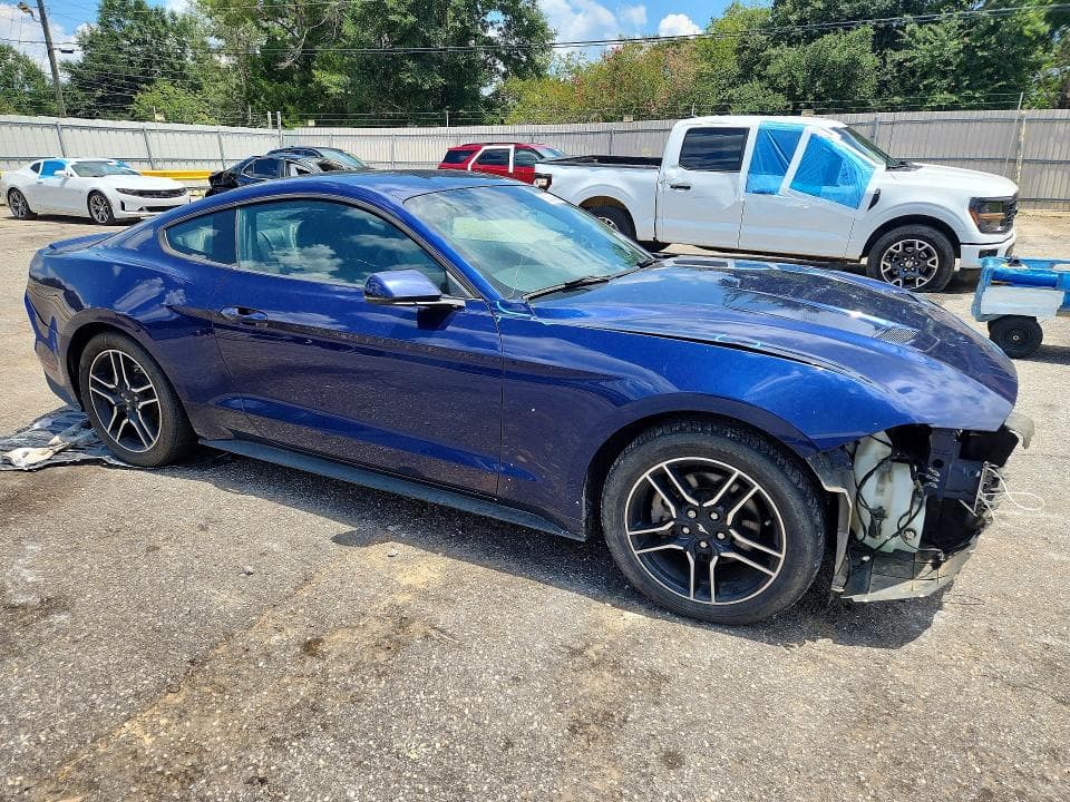 2019 FORD MUSTANG 4