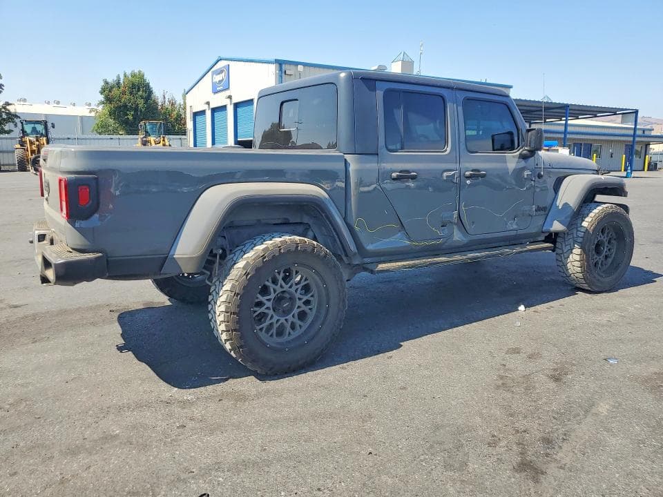 2021 JEEP GLADIATOR SPORT 3