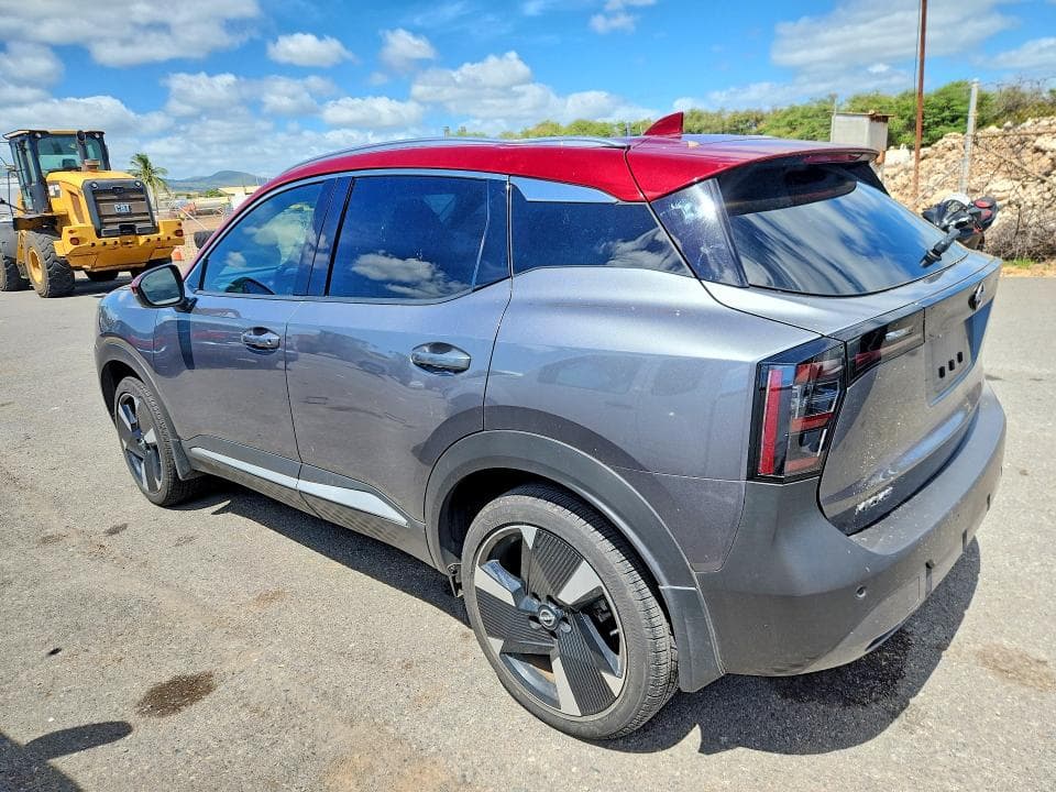 2025 NISSAN KICKS SR 2