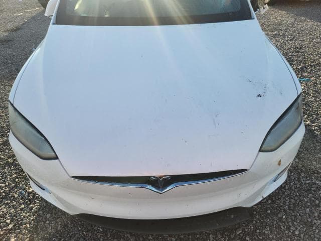 2020 TESLA MODEL X 11
