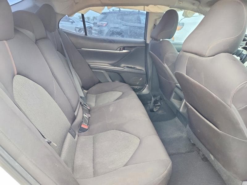 2018 TOYOTA CAMRY LE 10
